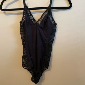 XS lace bodysuit